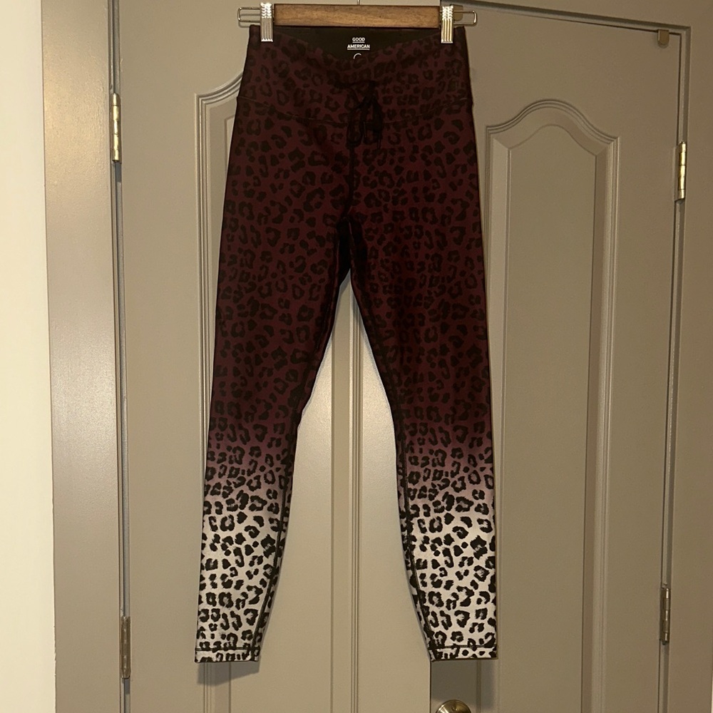 Good American Burgundy and White Leopard Leggings